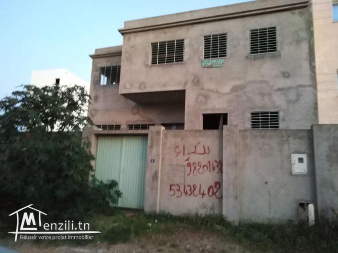 Local à louer à la zone industrielle Chotrana