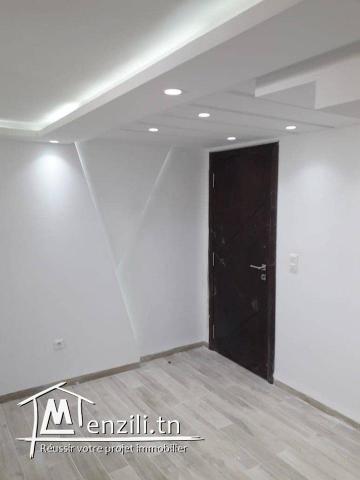 Villa Neuf Chic et Moderne avec piscine à La Soukra