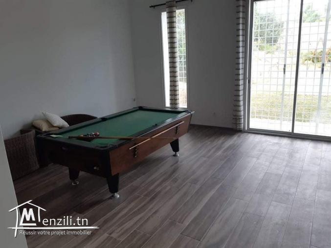villa s+5 à louer situé à Hammamet