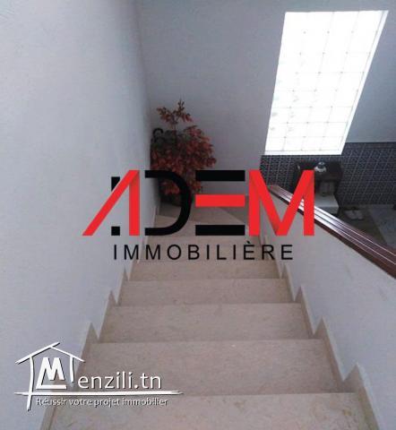 Villa à Bohssina avec un étage et un garage