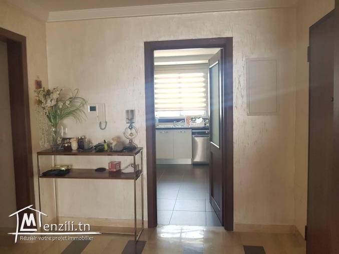 A vendre Appartement S+3 Haut standing la Soukra