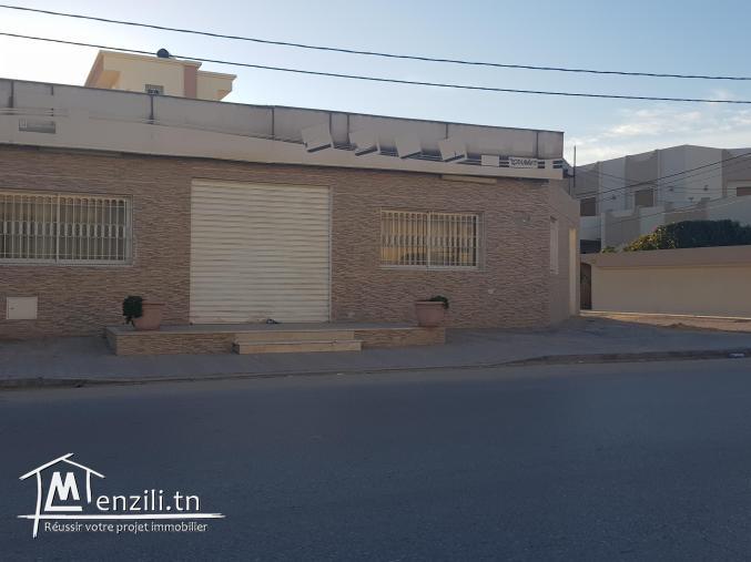 Local commercial de 240 m2