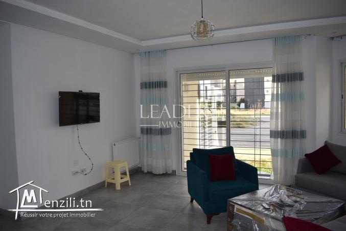 appartement s+1 avec jardin  occupe le RDC d’une  résidence gardée avec piscine