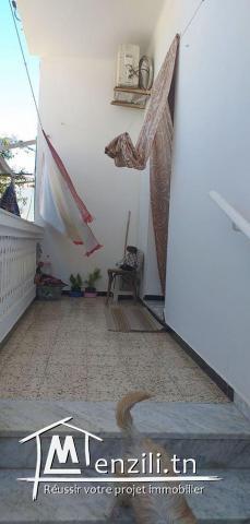 A vendre RDC d'une villa + etage de villa S+3