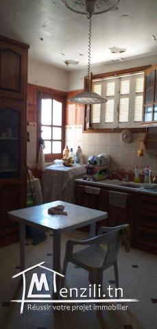 A vendre RDC d'une villa + etage de villa S+3