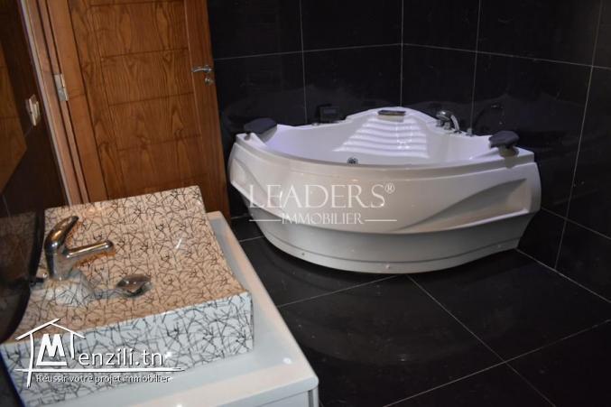 une magnifique villa haut standing avec jardin  dans un emplacement stratégique a Borj Cedria.