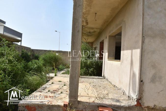 villa R+1 inachevée a Plage Ejjahmi Borj_Cedria.