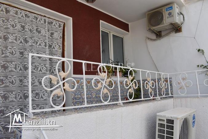 maison R+2 dans une zone calme à Bir El Bey