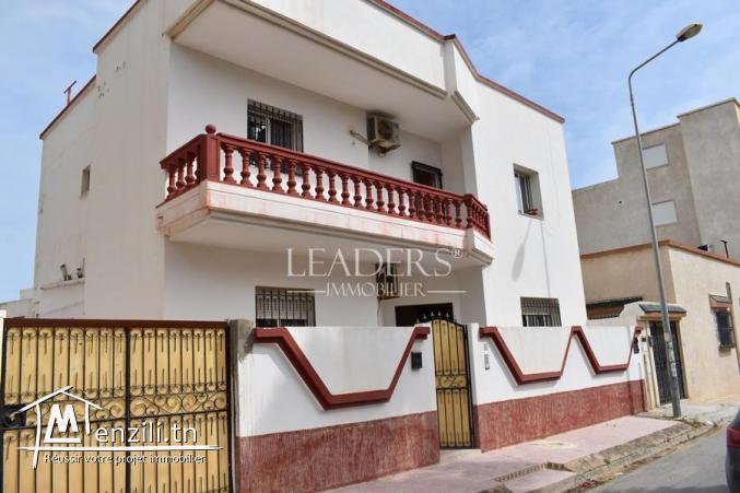 Duplex dans un quartier résidentiel à borj cedria