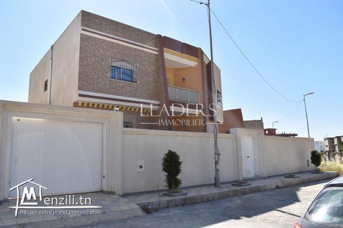 Maison  470 m² de  à vende à borj cedria