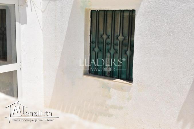 maison dans une zone stratégique à Hammam Lif.