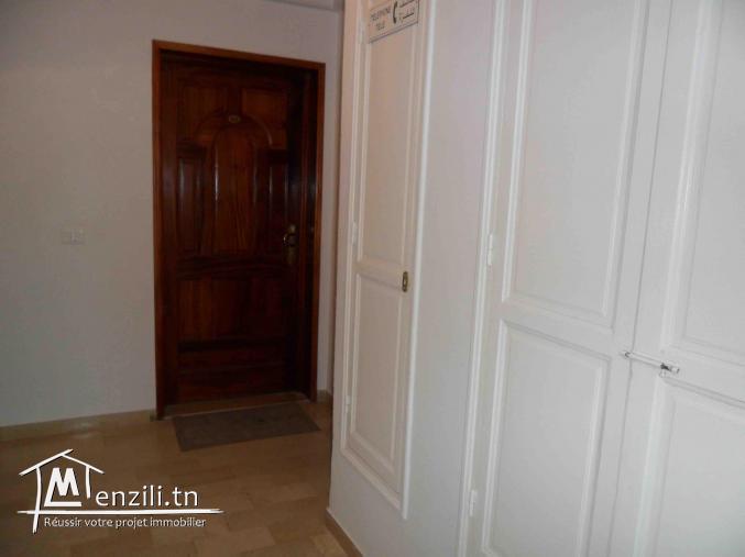 à louer appartement au Ennaser 2