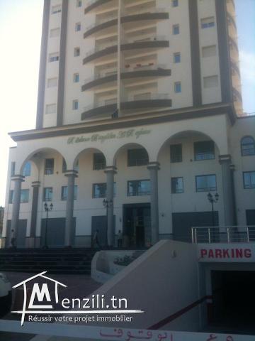 Un appartement de type S+2 meublés situé à Sousse centre-ville.