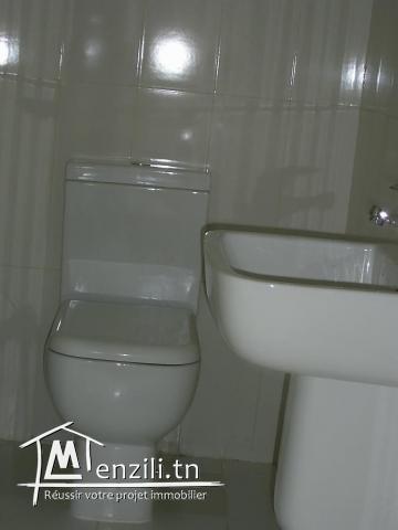 Un appartement de type S+2 meublés situé à Sousse centre-ville.