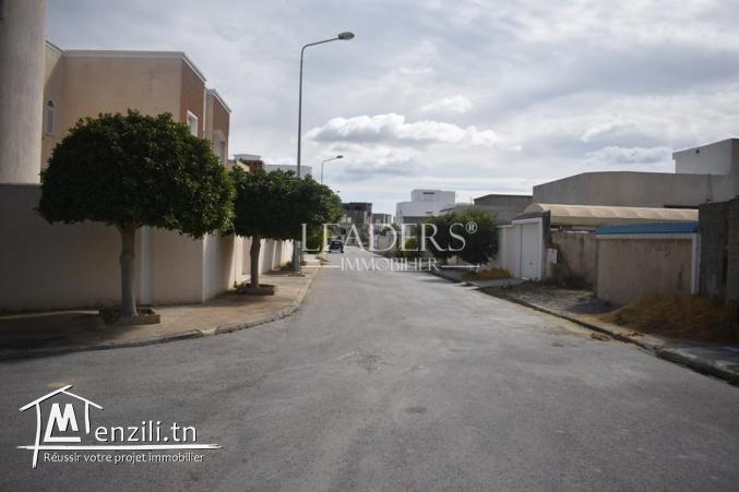 Terrain de 500 m²  à vendre à borj cedria