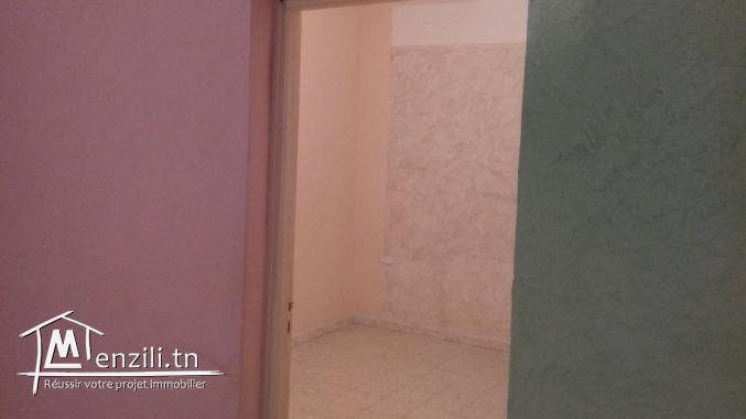 A louer s+2 à cite 20 mars sidi hssin sejoumie