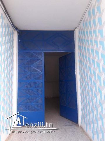 Appartement :S+3 en bon état