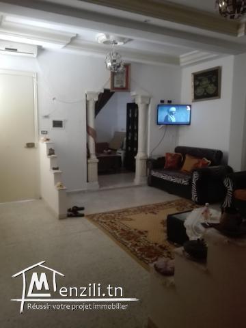 une maison en tres bonne etat 