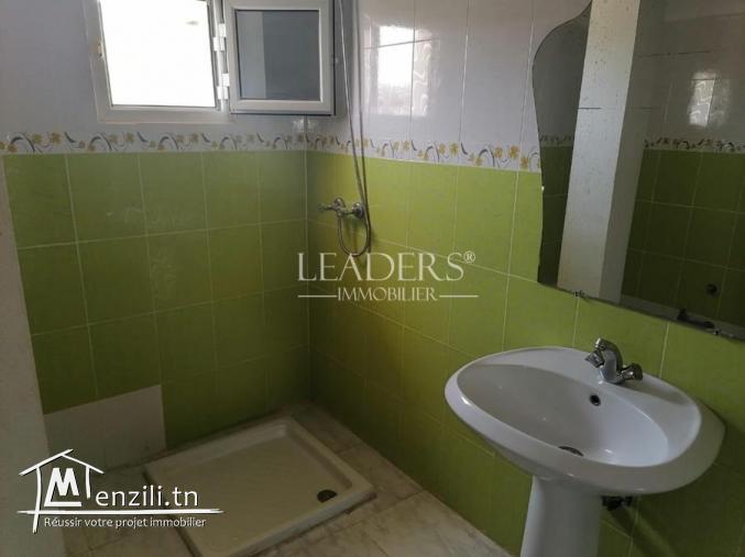 Maison a 1km de la plage chott_mariem.