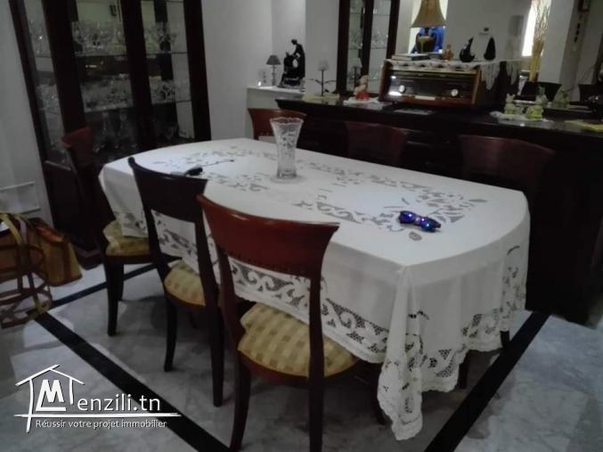 UN ÉTAGE DE VILLA TRÈS HAUT STANDING