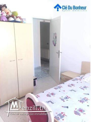 luxe appartement à jardin l'aouina