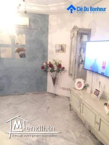 luxe appartement à jardin l'aouina