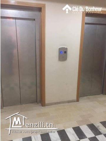 luxe appartement à jardin l'aouina