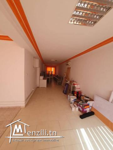 Etage Bureautique à Louer Lafayette