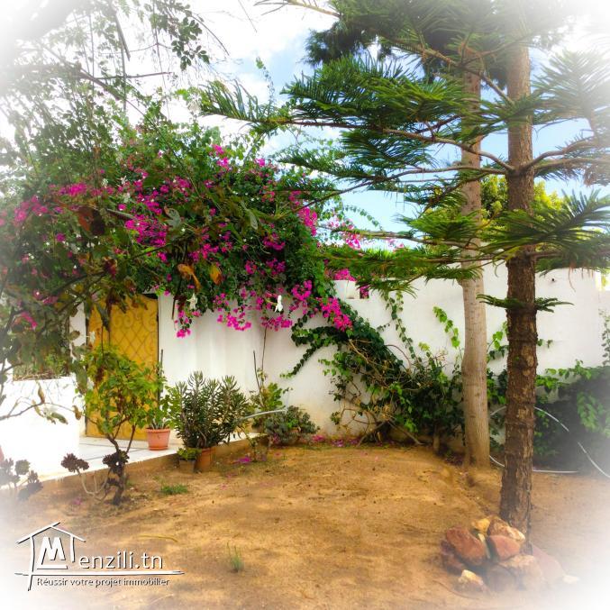 Loue à Enasser 2 un rez-de-chaussée S+3 pour grands parents