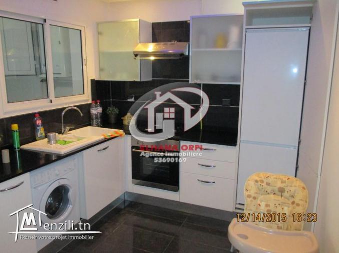 estivale 2020 s+2 ennadhour vue sur mer et pied dans l'eau