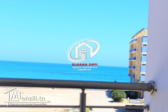 Appartement vue sur mer et pied dans l'eau neuf à rejiche
