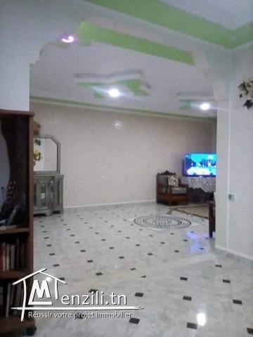 Maison RDC avec 1etaje fini et 2,3 étage avec dalle à MENZEL JEMIL :BIZERTE