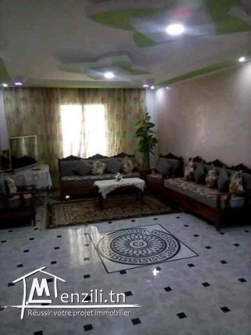 Maison RDC avec 1etaje fini et 2,3 étage avec dalle à MENZEL JEMIL :BIZERTE