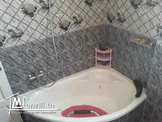 Maison RDC avec 1etaje fini et 2,3 étage avec dalle à MENZEL JEMIL :BIZERTE