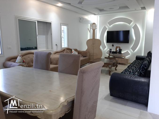 Luxueuse villa S+4 Avec piscine à Hammamet