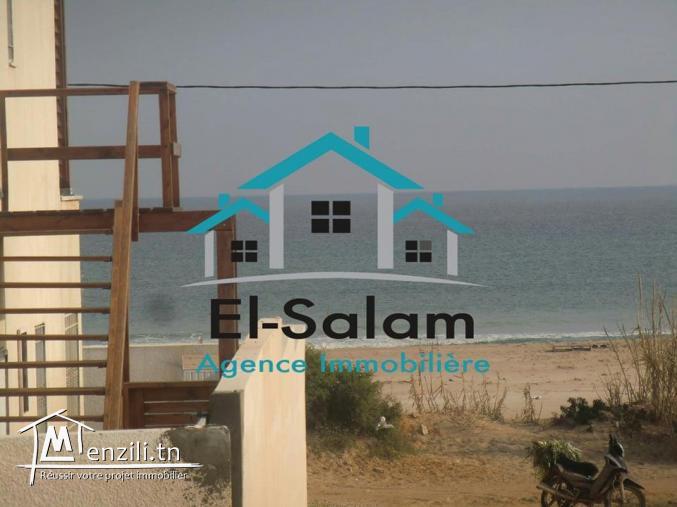 440m2 a vendre 1 ere position a la plage