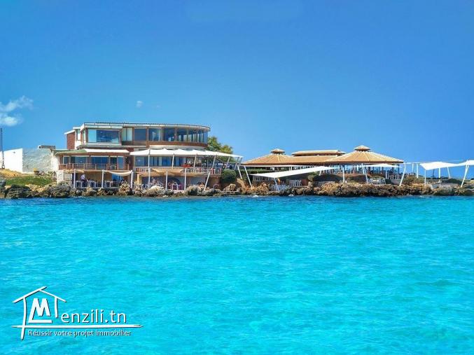 ليلة واحدة بـــ 100 دينار على البحر عين قرنز قليبية