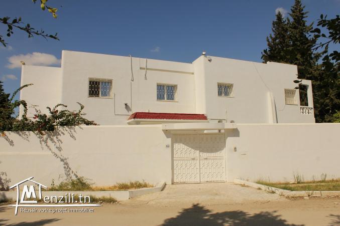 villa à Menzah 708M2 Direct particulier