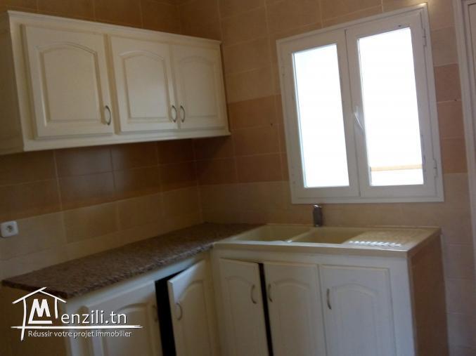 S+2+entrée de voiture