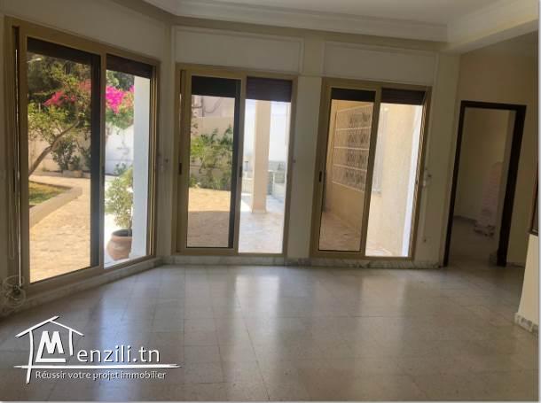 REZ DE CHAUSSÉE DE VILLA INDÉPENDANT A LA MARSA