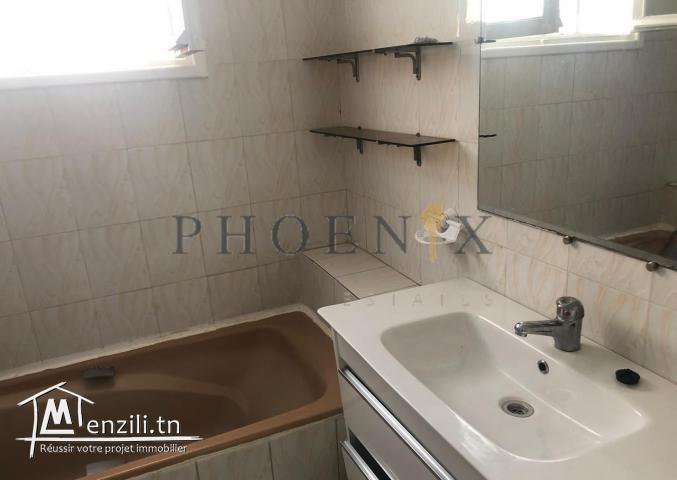 REZ DE CHAUSSÉE DE VILLA INDÉPENDANT A LA MARSA