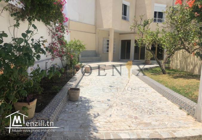 REZ DE CHAUSSÉE DE VILLA INDÉPENDANT A LA MARSA