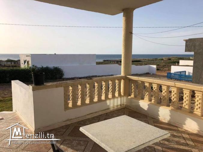 villa a louer au bord de la mer d'el haouaria cap bon