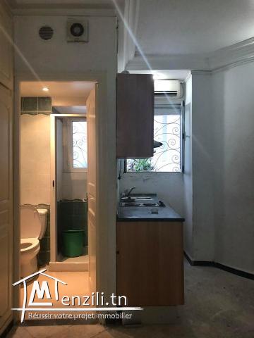 A vendre un Studio à Ennasr 2