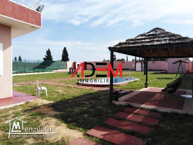 Maison de campagne sur un terrain de 2000 m²