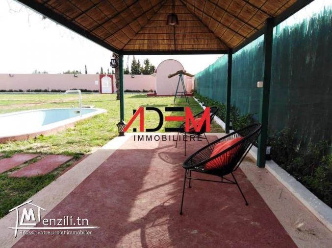 Maison de campagne sur un terrain de 2000 m²