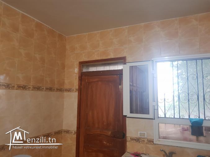 Villa loin 300m de lycee zaouiet ksibat sousse