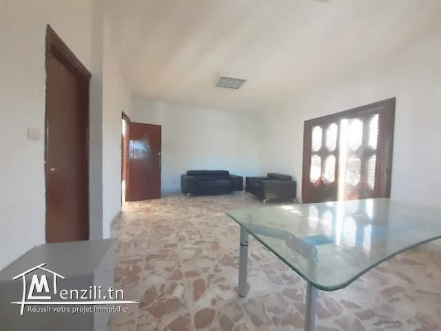 Villa à louer à usage bureautique