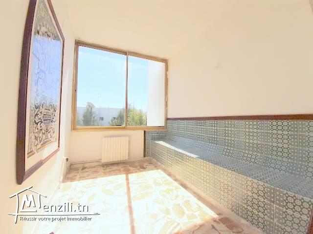 Villa à louer à usage bureautique