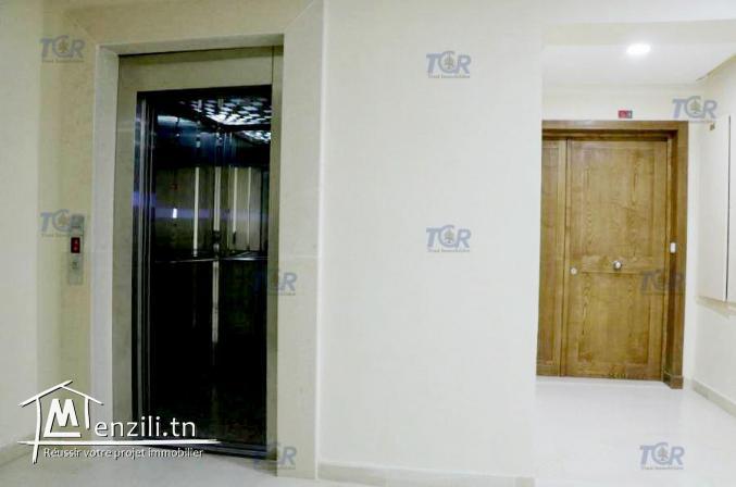 DES LOCAUX COMMERCIAUX À VENDRE À MOUROUJ6